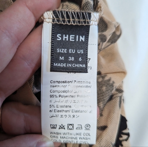 🌻2 for $20 | SHEIN Privé Floral Print Mock Neck Tank Bodysuit | Sheer Material - Picture 9 of 9